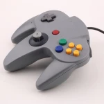 Χειριστήριο συμβατό Nintendo 64 με αυθεντικό βύσμα και μαύρο καλώδιο
