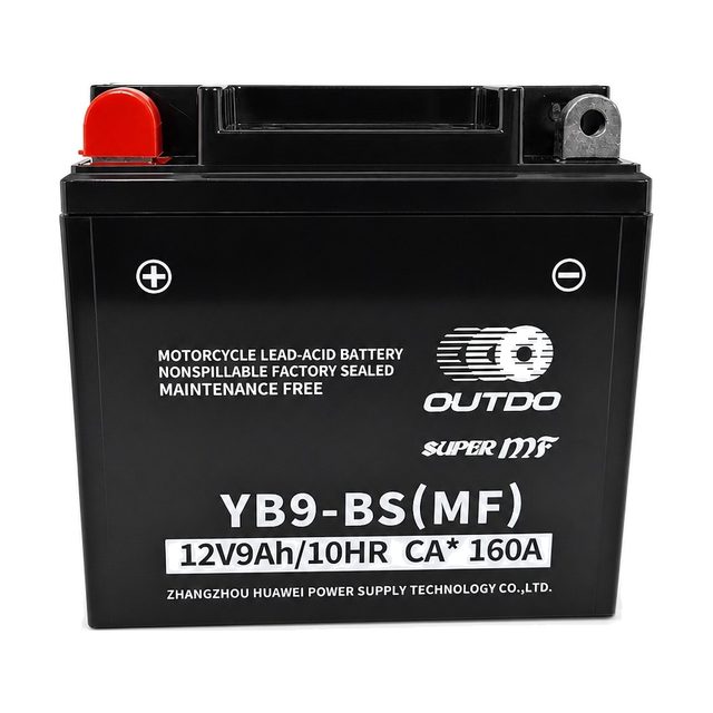 OUTDO YB9-BS, μπαταρία μοτοσυκλέτας YB9-B, σε μετωπική όψη με τους δύο πόλους της
